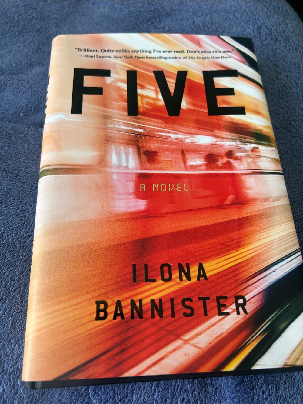 Book cover 'FIVE' by Ilona Bannister